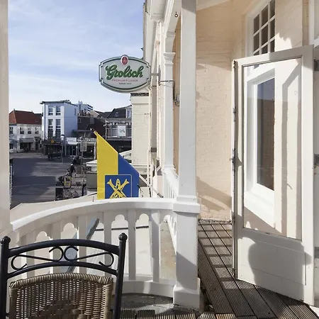 Szálloda Grand Cafe Deight