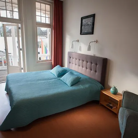 Grand Cafe Deight 2*