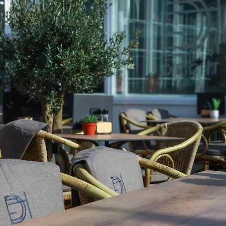 Hotel Grand Cafe Deight